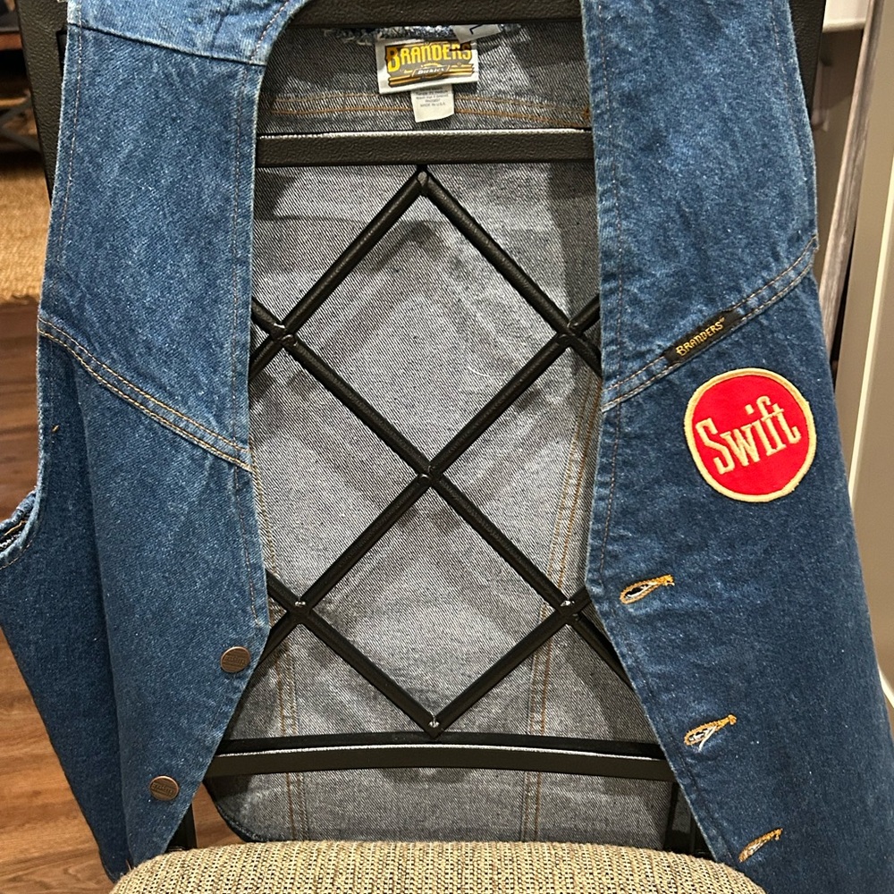 Vintage Branders by Dickies denim vest
Taylor Swift patches